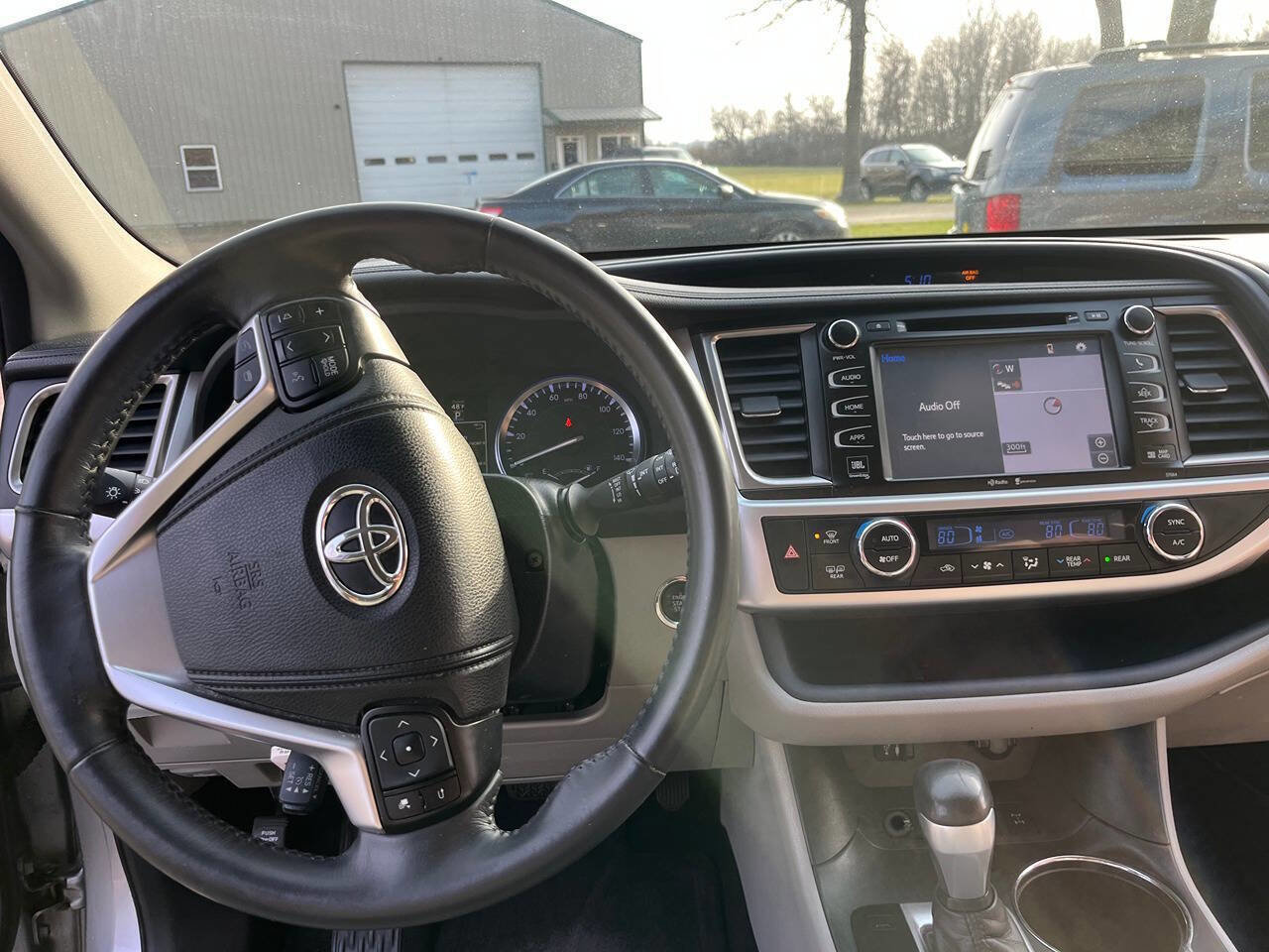 Used 2014 Toyota Highlander Limited AWD/4WD image 8