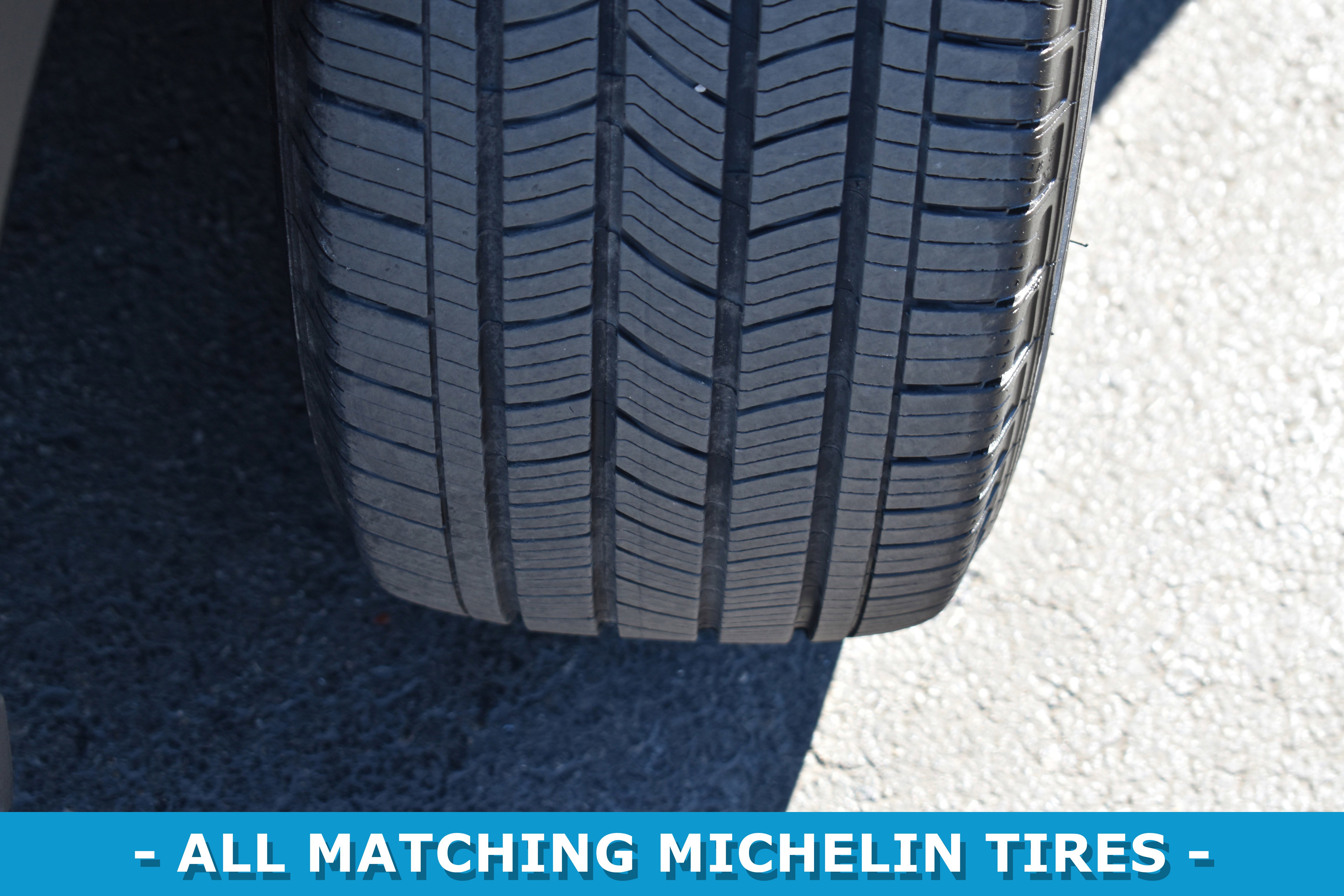 Used 2025 Ford Explorer ST-Line image 33