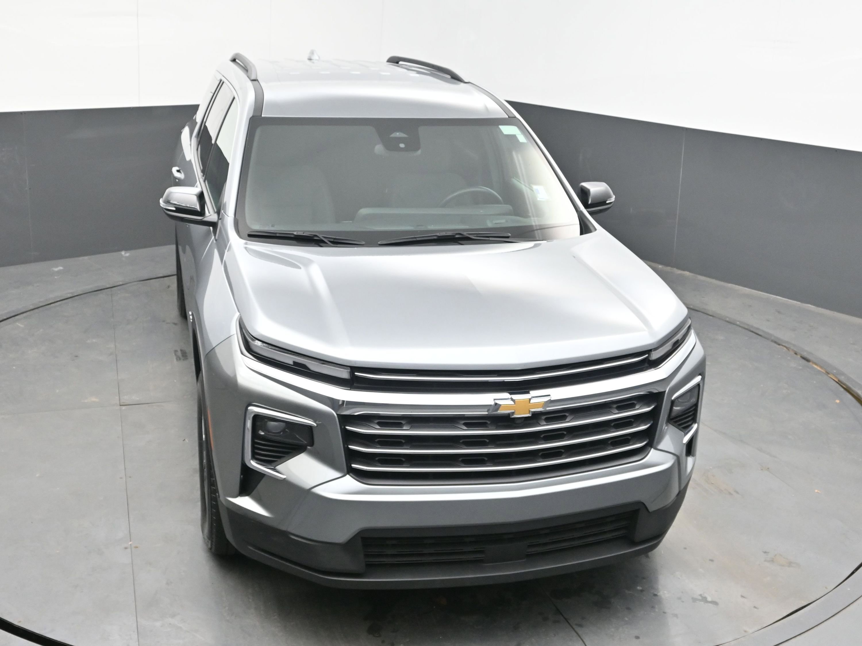 Used 2025 Chevrolet Traverse LT image 29
