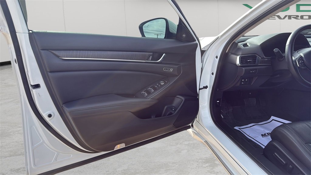 Used 2022 Honda Accord EX-L image 45