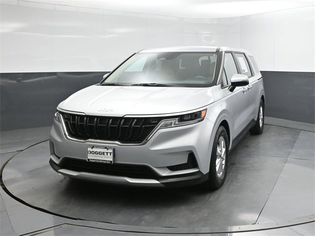 Used 2023 Kia Carnival LX image 30