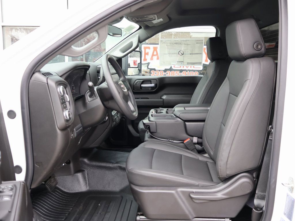 New 2026 GMC Sierra 3500 Pro w/ Convenience Package image 14