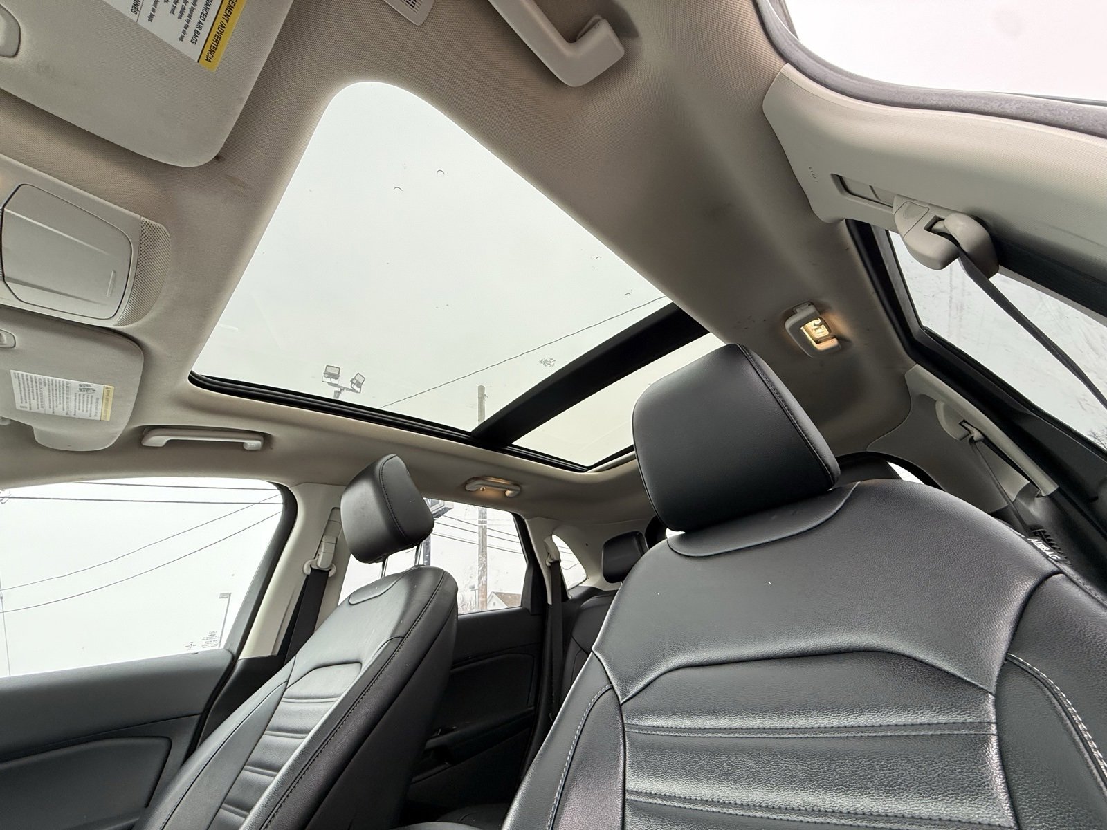 Used 2020 Ford Edge SEL w/ Cargo Accessory Package image 3