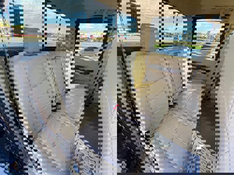 Used 2010 Ford F250 Lariat image 17