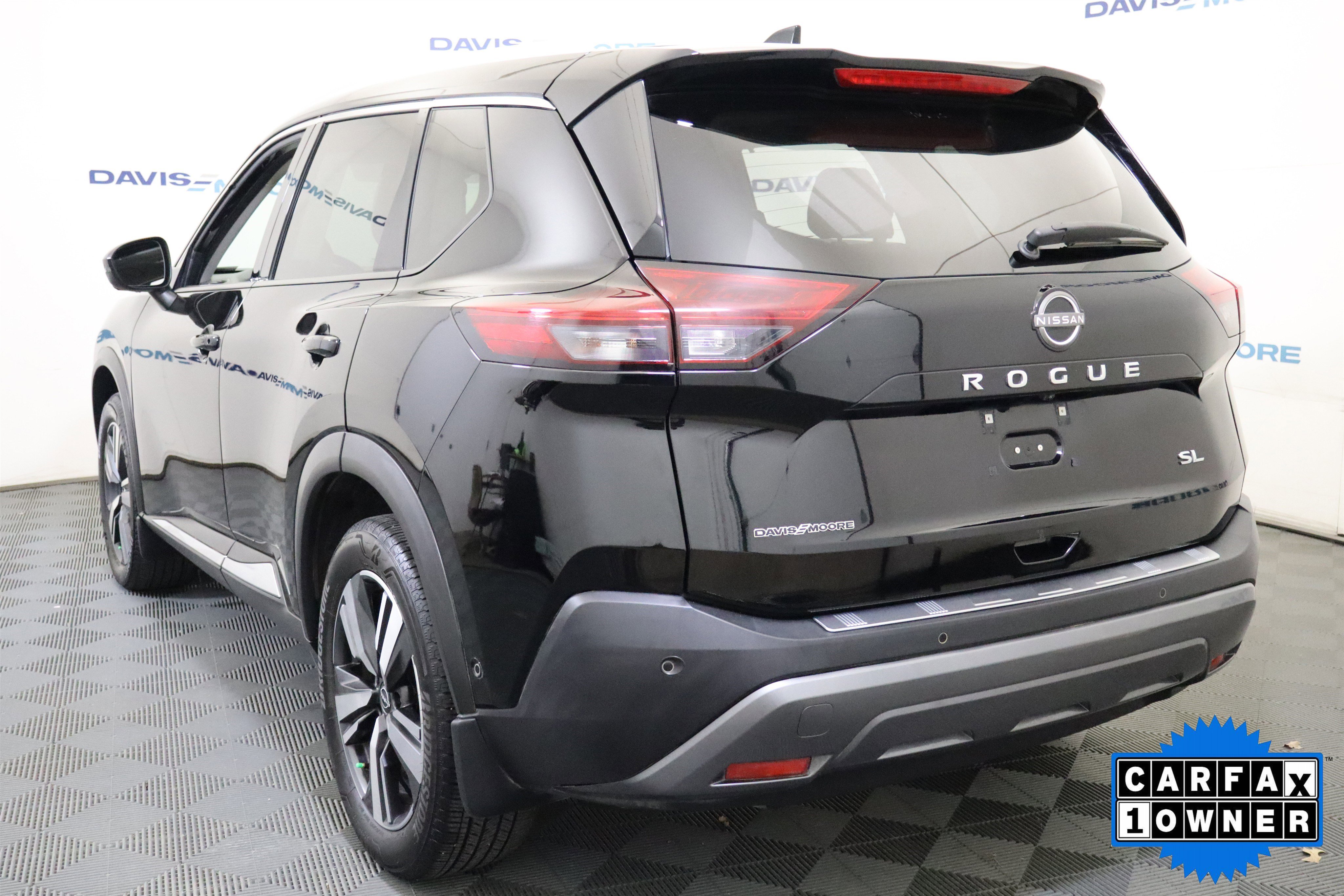 Used 2025 Chevrolet Silverado 1500 LT w/ Leather Package image 42