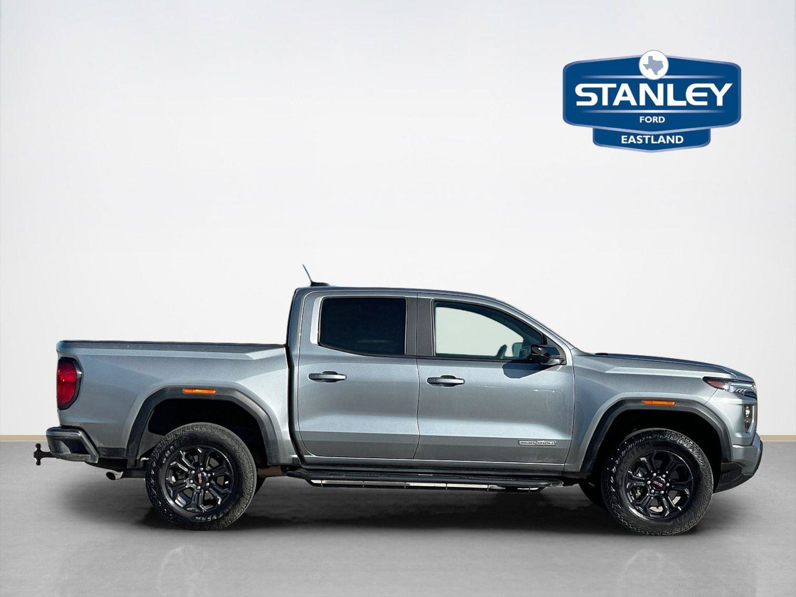 Used 2024 GMC Canyon Elevation w/ Elevation Premium Package RWD image 9