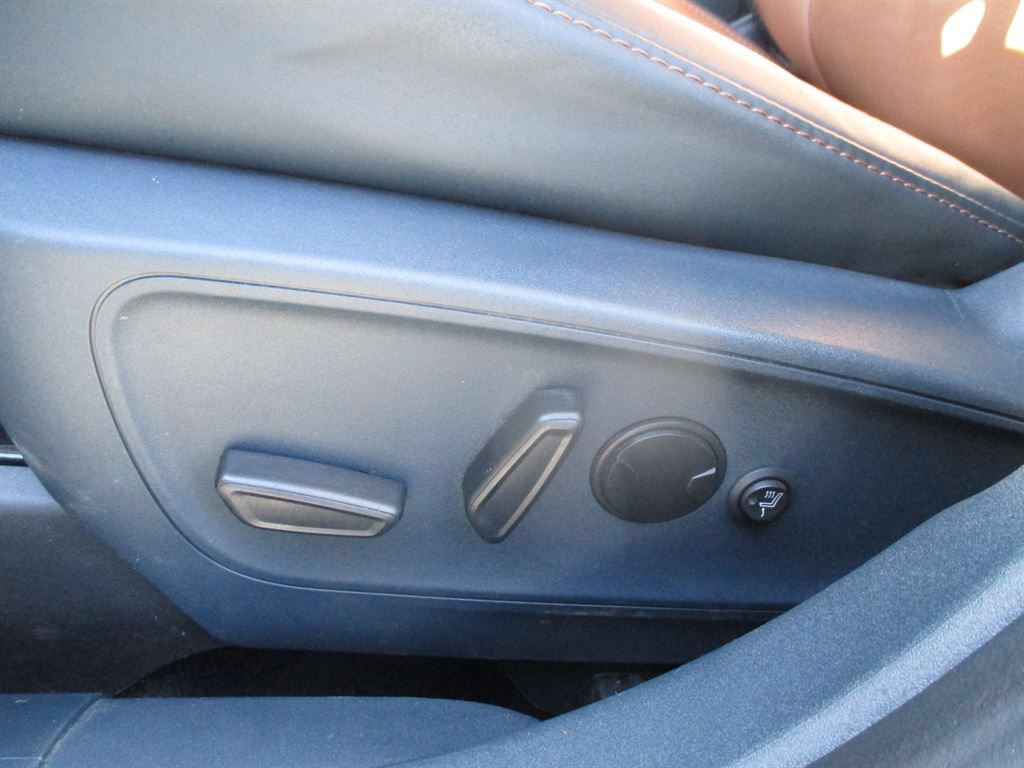 Used 2023 Ford Maverick Lariat w/ Equipment Group 500A Standard AWD/4WD image 17