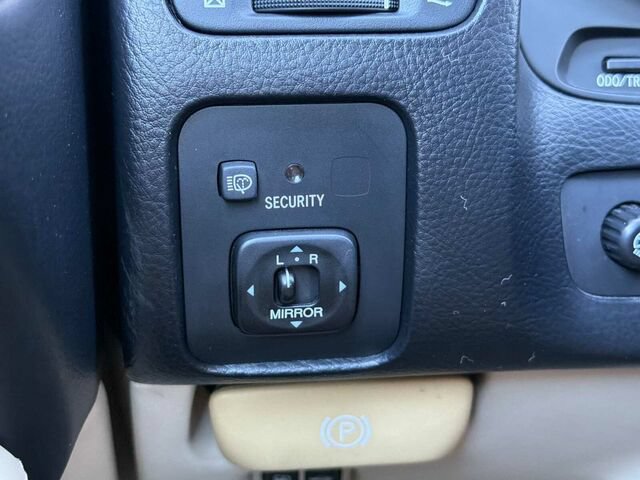 Used 2003 Lexus SC 430 Convertible RWD image 28