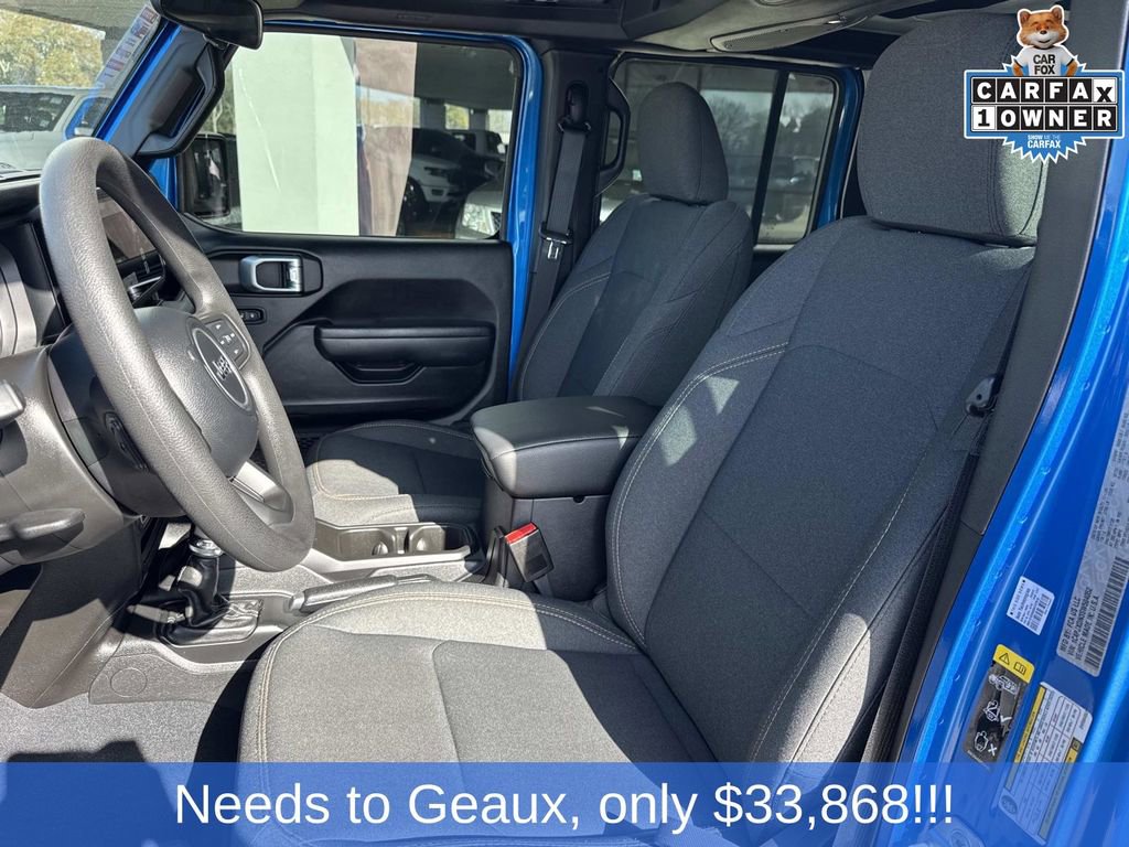 Used 2025 Jeep Wrangler Sport image 36