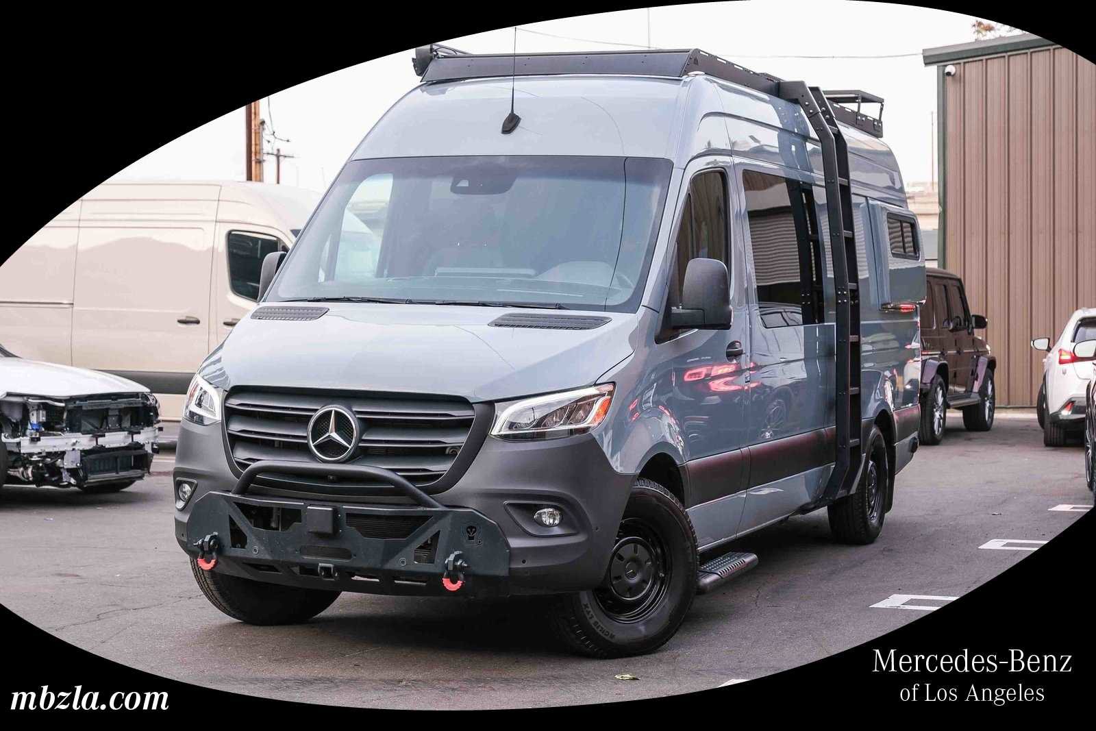 Used 2023 Mercedes-Benz Sprinter 2500 image 1