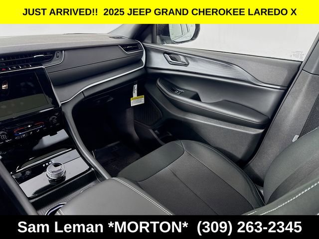 New 2025 Jeep Grand Cherokee L Laredo AWD/4WD image 22
