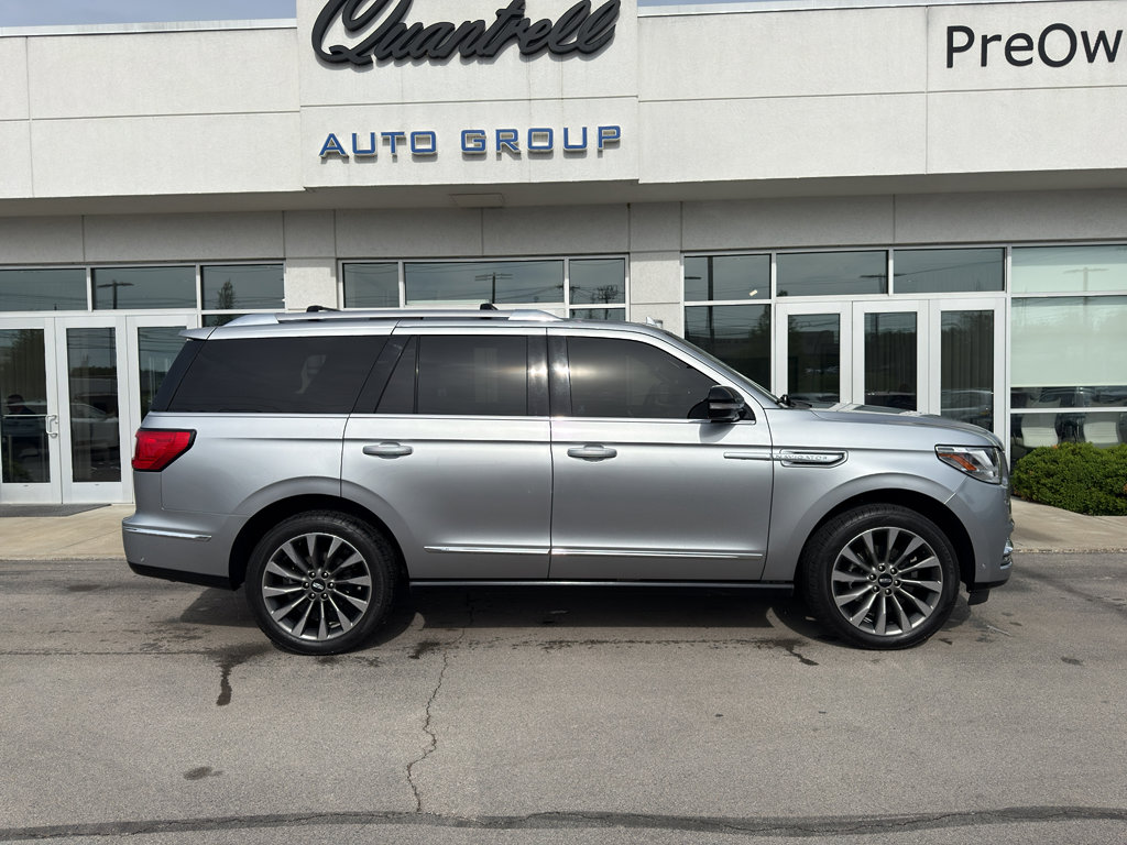 Used 2020 Lincoln Navigator Reserve w/ Luxury Package AWD/4WD image 2