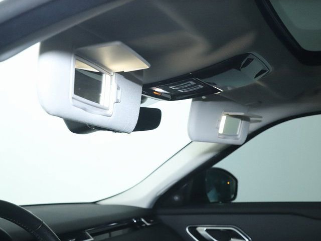 Used 2019 Land Rover Range Rover Velar S image 20