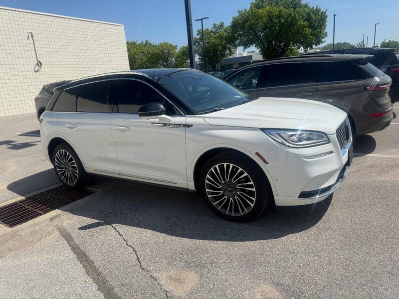 Used 2020 Lincoln Corsair Reserve w/ Equipment Group 201A AWD/4WD image 4