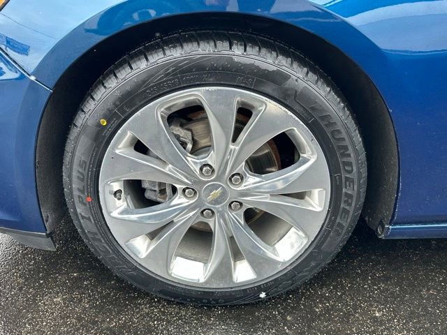 Used 2019 Chevrolet Malibu Premier image 16