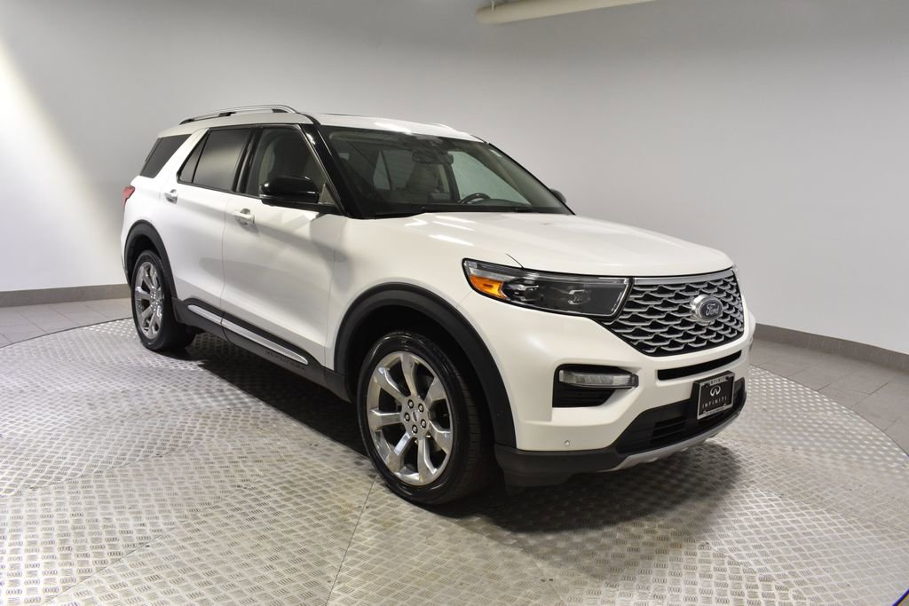 Used 2020 Ford Explorer Platinum w/ Premium Technology Package image 7