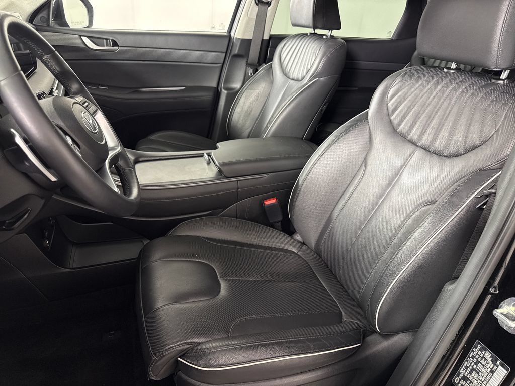 Used 2024 Hyundai Palisade Limited FWD image 13