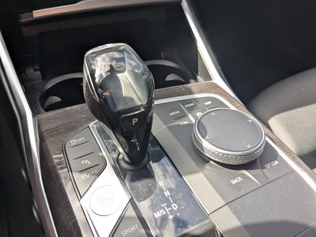 Used 2020 BMW 330i Sedan w/ Convenience Package RWD image 21