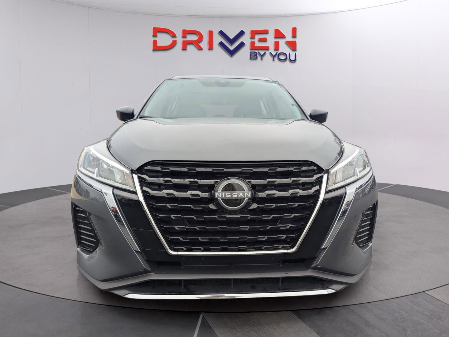 Used 2023 Nissan Kicks S image 8