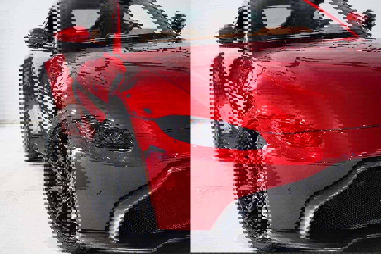 Used 2020 Aston Martin V8 Vantage Coupe image 25