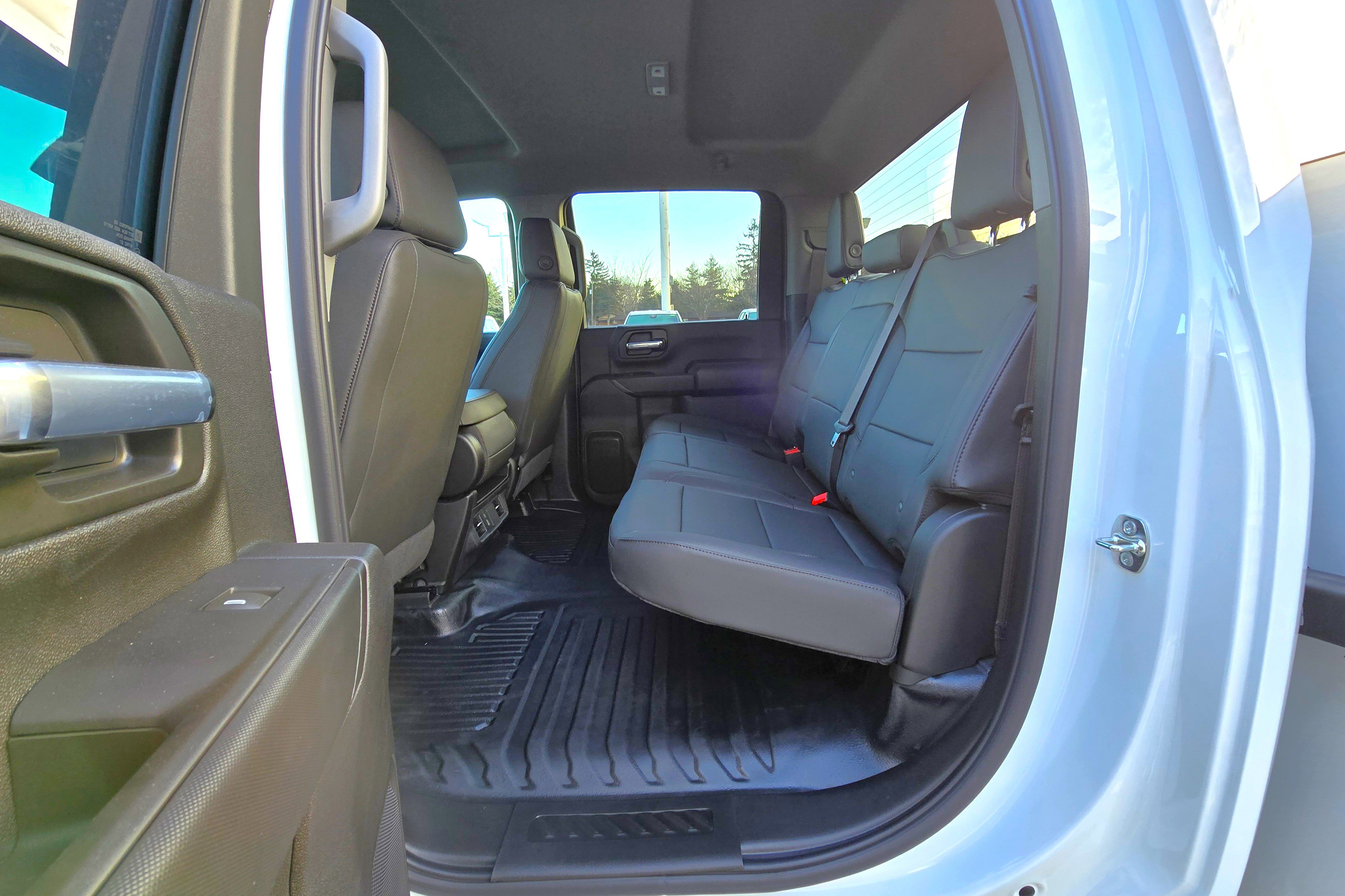 New 2025 GMC Sierra 3500 Pro w/ Convenience Package image 15