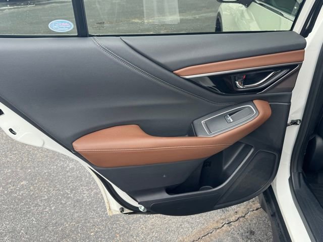 Used 2020 Subaru Outback Touring w/ Popular Package #2 image 15