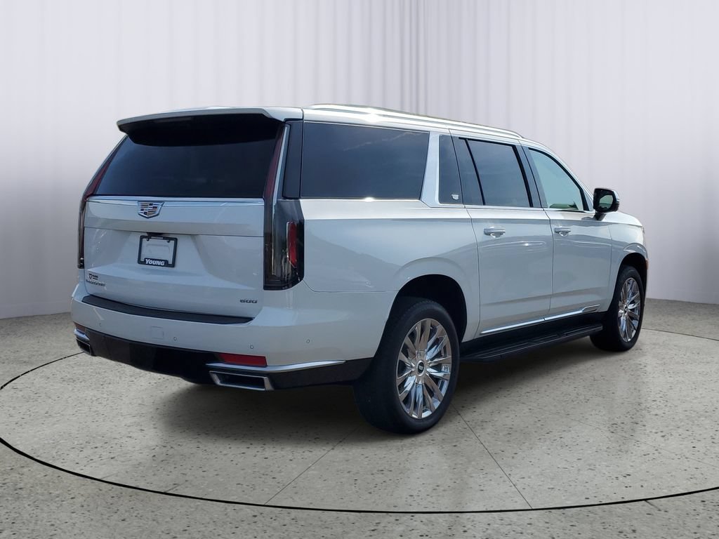 Used 2024 Cadillac Escalade ESV Premium Luxury w/ LPO, Floor Liner Package AWD/4WD image 3