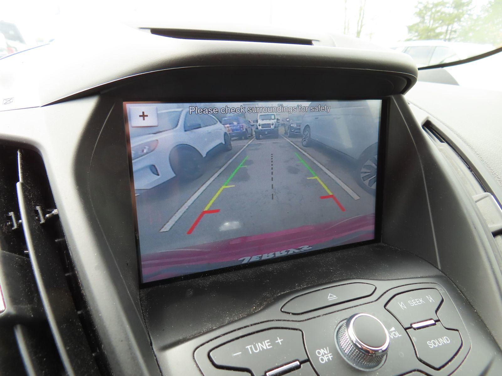 Used 2016 Ford Escape SE w/ Equipment Group 201A image 21