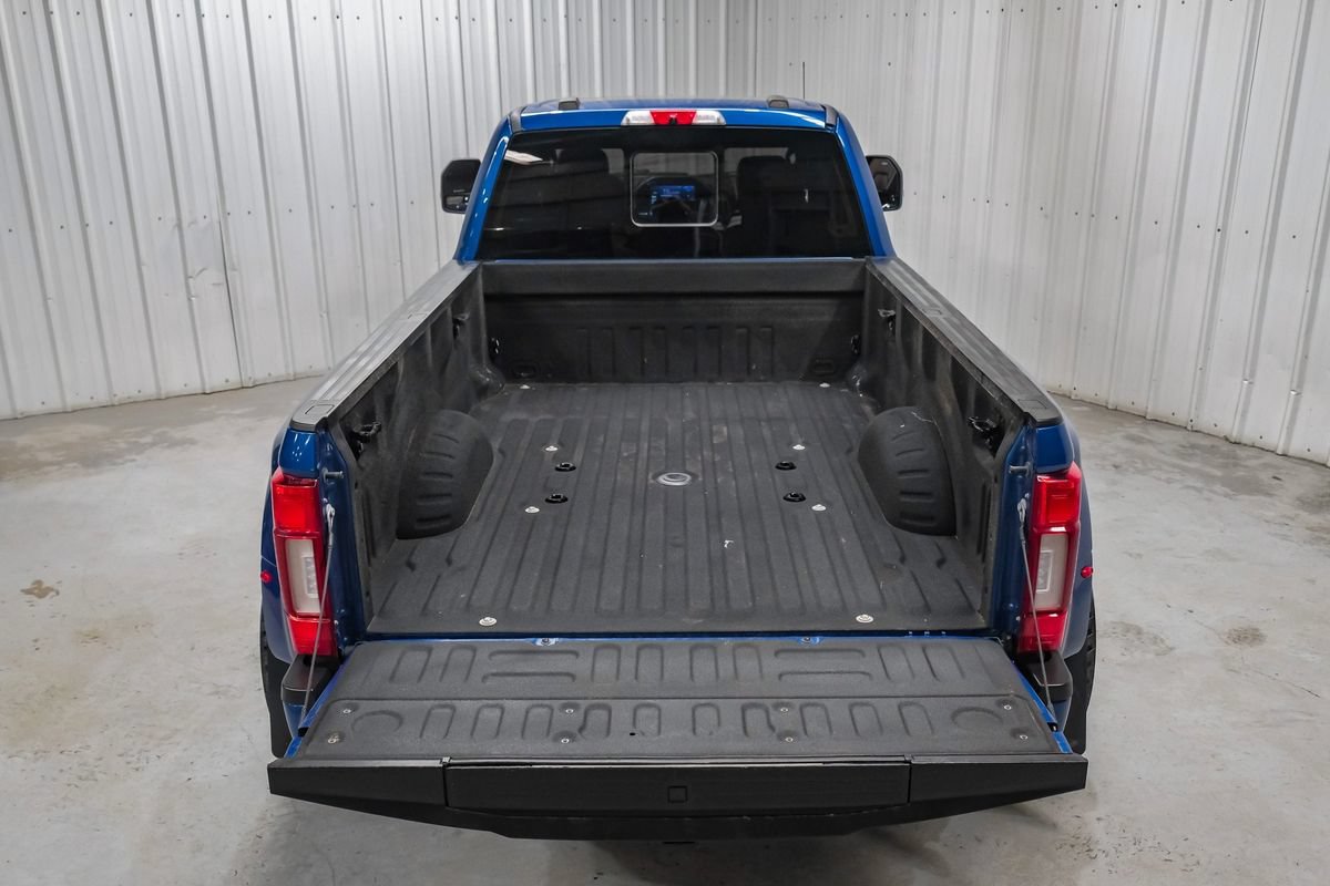 Used 2022 Ford F350 Platinum w/ FX4 Off-Road Package AWD/4WD image 61