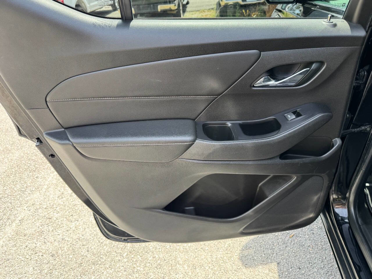 Used 2018 Chevrolet Traverse RS w/ LPO, Floor Liner Package image 43