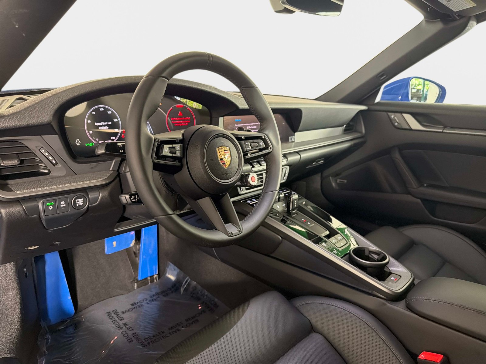 Used 2025 Porsche 911 Carrera RWD image 32