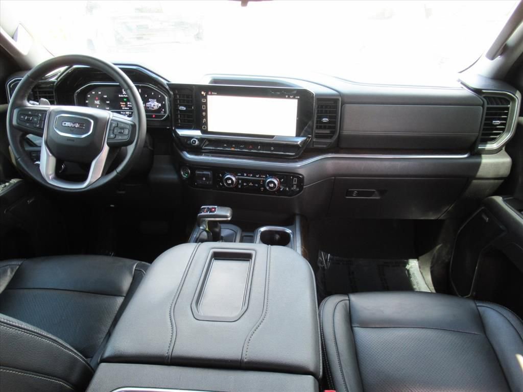 Used 2022 GMC Sierra 1500 Elevation w/ Preferred Package image 11