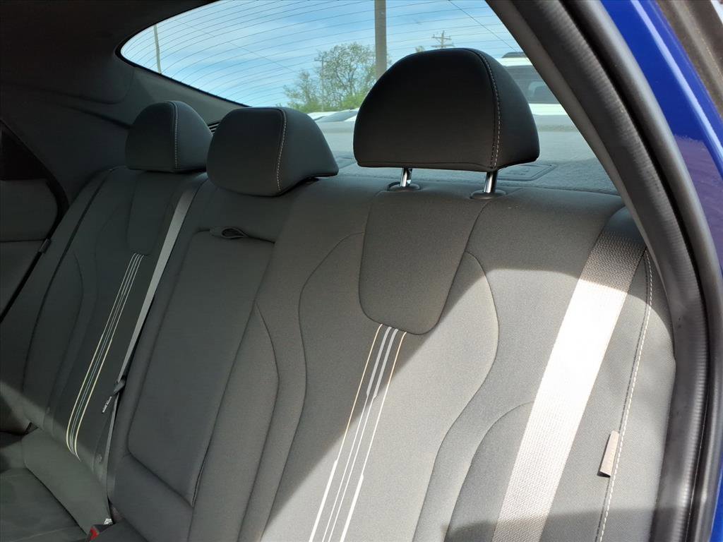 Used 2024 Hyundai Elantra SEL w/ Convenience Package image 12
