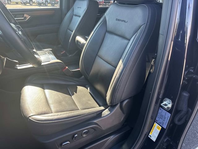 Certified 2025 GMC Yukon Denali image 30
