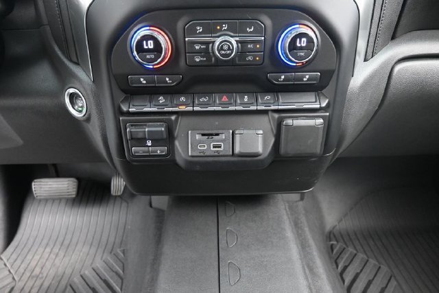 Used 2020 Chevrolet Silverado 1500 LT w/ All-Star Edition AWD/4WD image 13