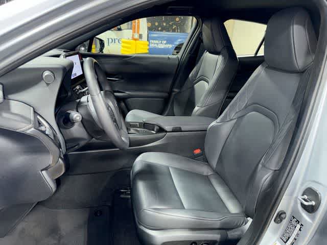Used 2023 Lexus UX 250h AWD image 15