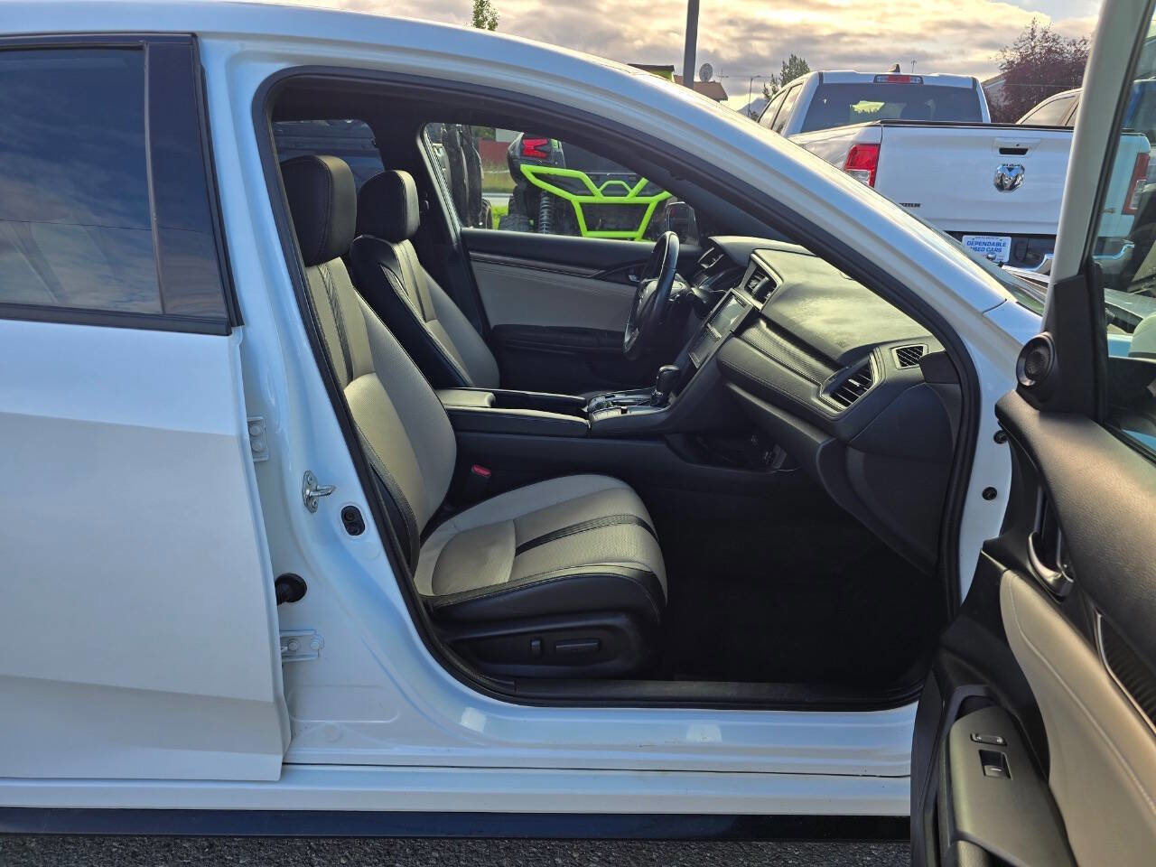 Used 2018 Honda Civic Sport Touring image 8