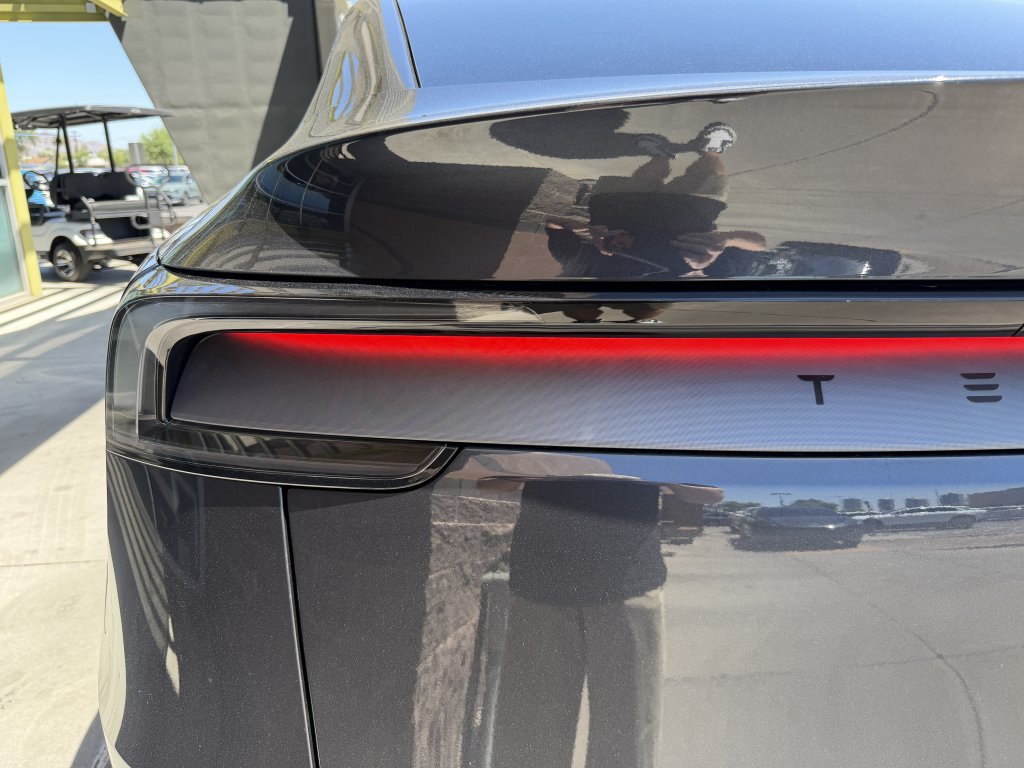 Used 2026 Tesla Model Y Long Range RWD image 14