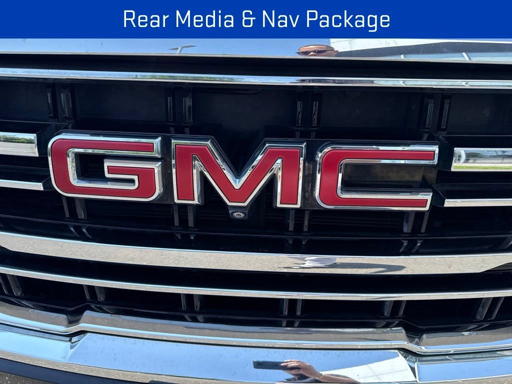 Certified 2021 GMC Yukon SLT w/ SLT Luxury Plus Package AWD/4WD image 13