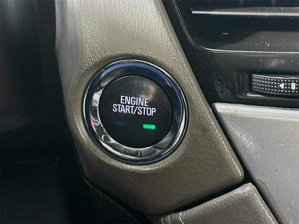 Used 2019 Chevrolet Tahoe LT w/ LT Signature Package image 28