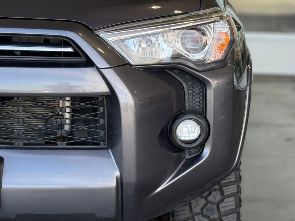 Used 2021 Toyota 4Runner SR5 image 6