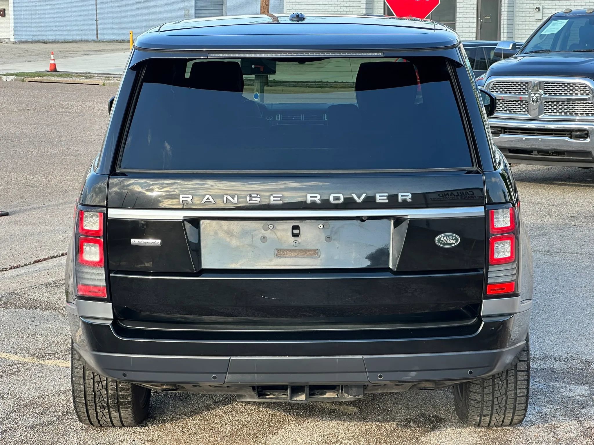 Used 2014 Land Rover Range Rover Autobiography AWD/4WD image 5