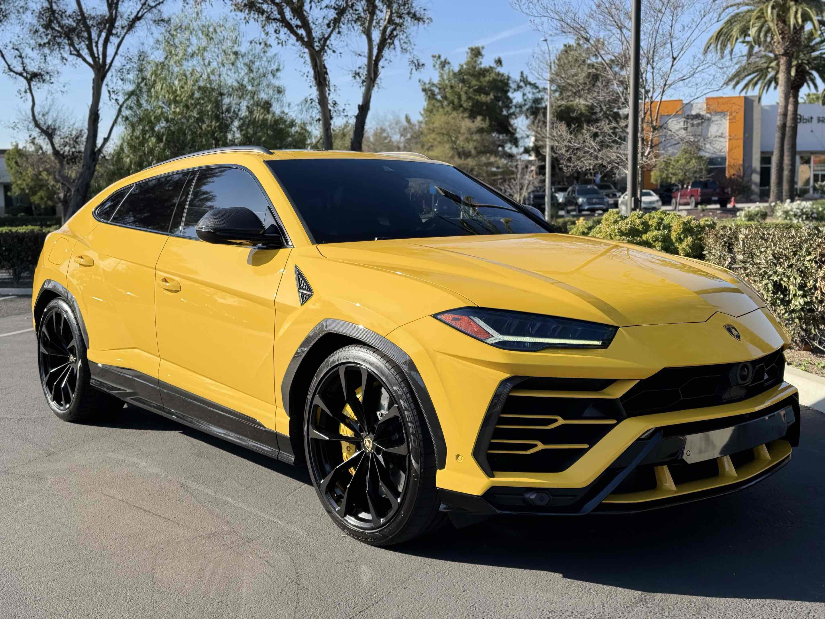 Used 2021 Lamborghini Urus image 20