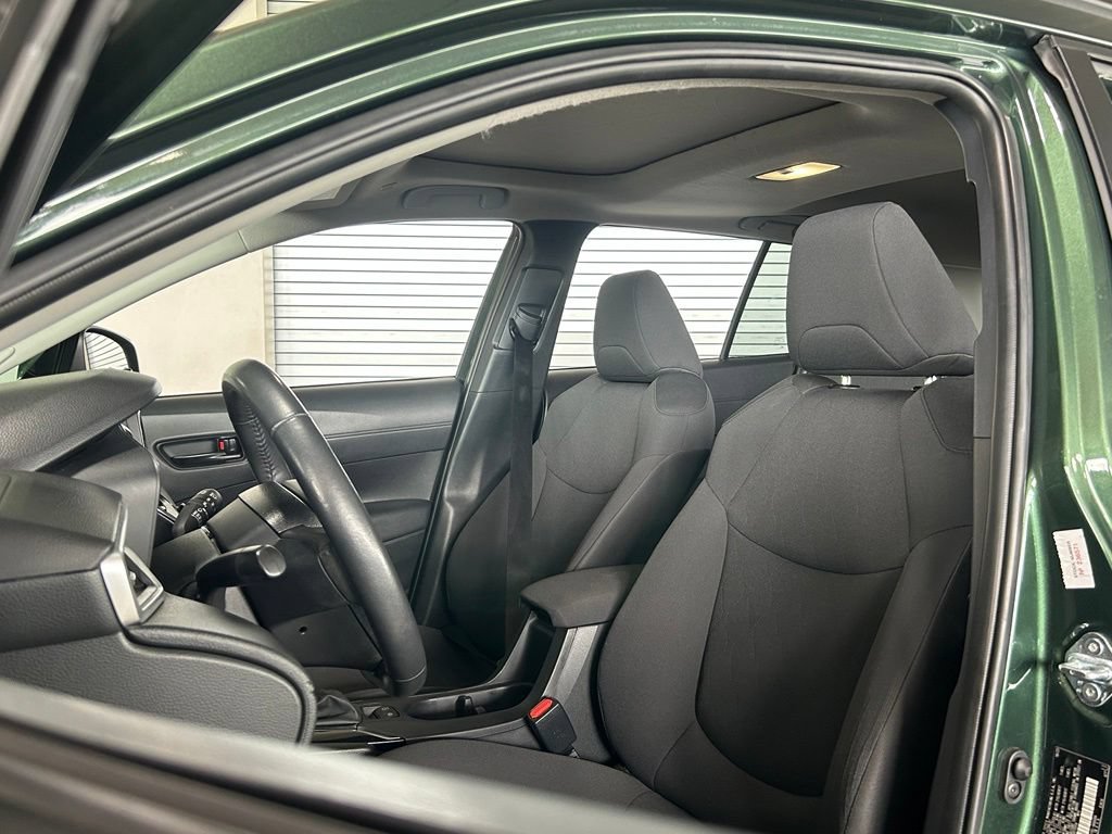 Used 2023 Toyota Corolla Cross LE w/ Moonroof Package FWD image 15