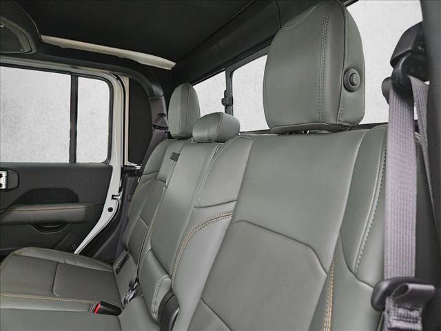 New 2026 Jeep Gladiator Mojave AWD/4WD image 16