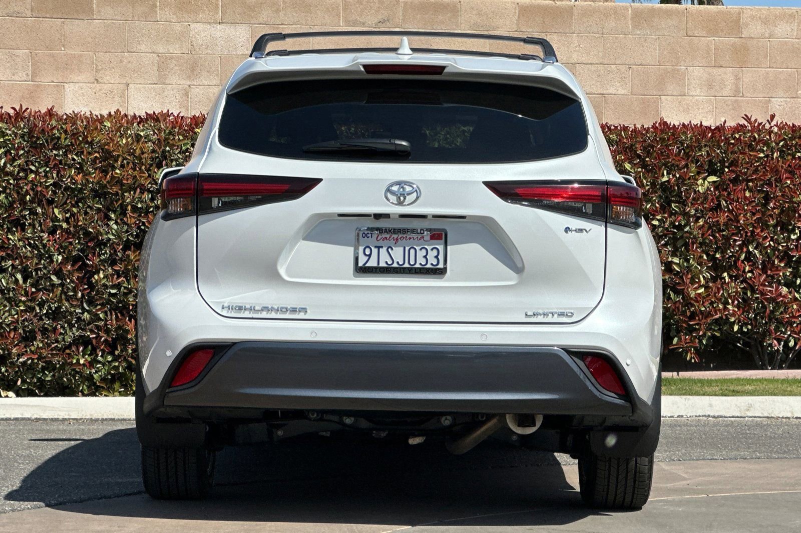 Used 2026 Toyota Highlander Limited image 5