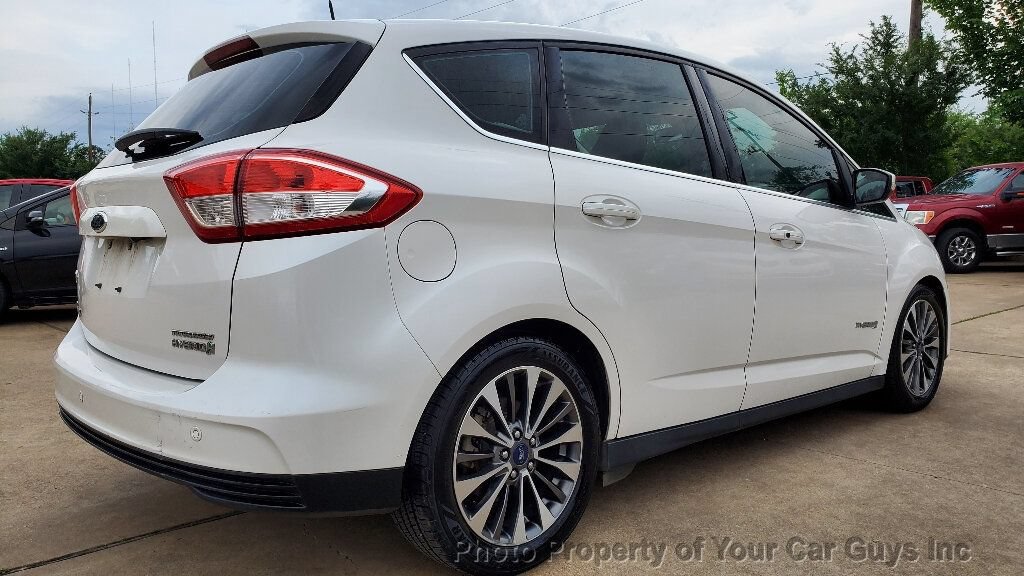 Used 2018 Ford C-MAX Titanium FWD image 12