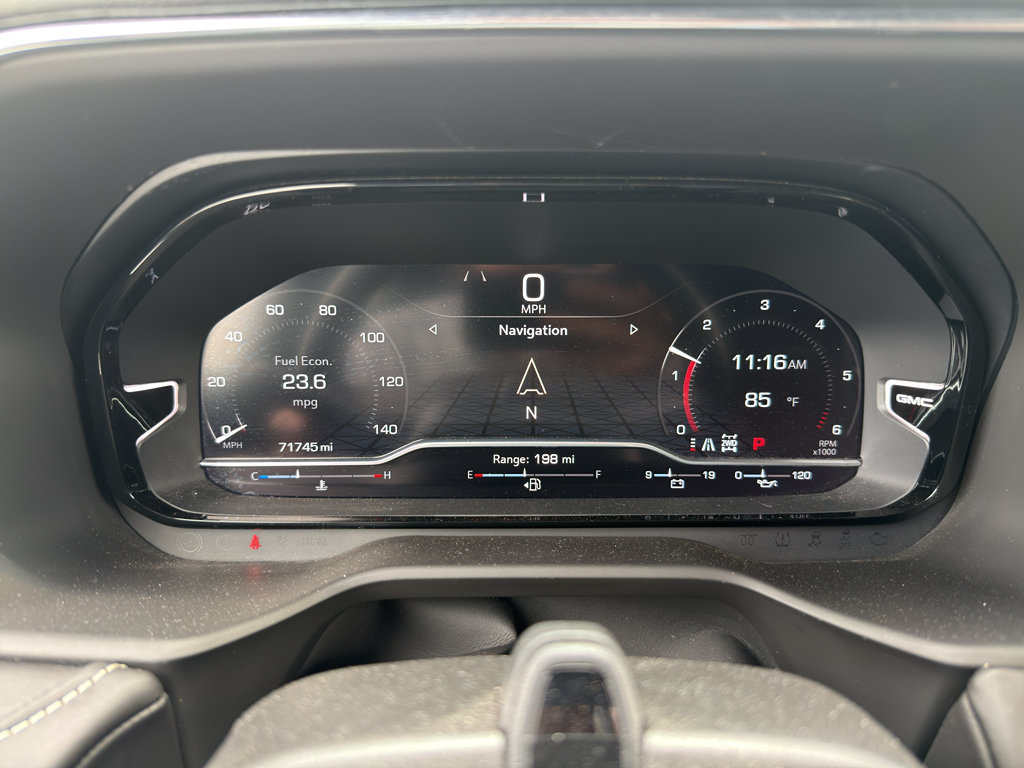 Certified 2023 GMC Yukon XL Denali Ultimate AWD/4WD image 10