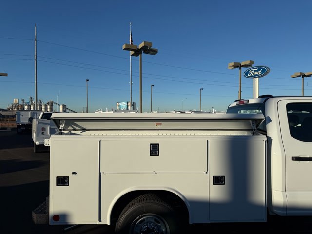 New 2026 Ford F250 XL w/ XL Chrome Package image 10