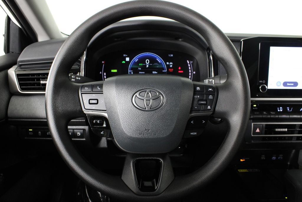 Used 2026 Toyota Camry LE FWD image 23